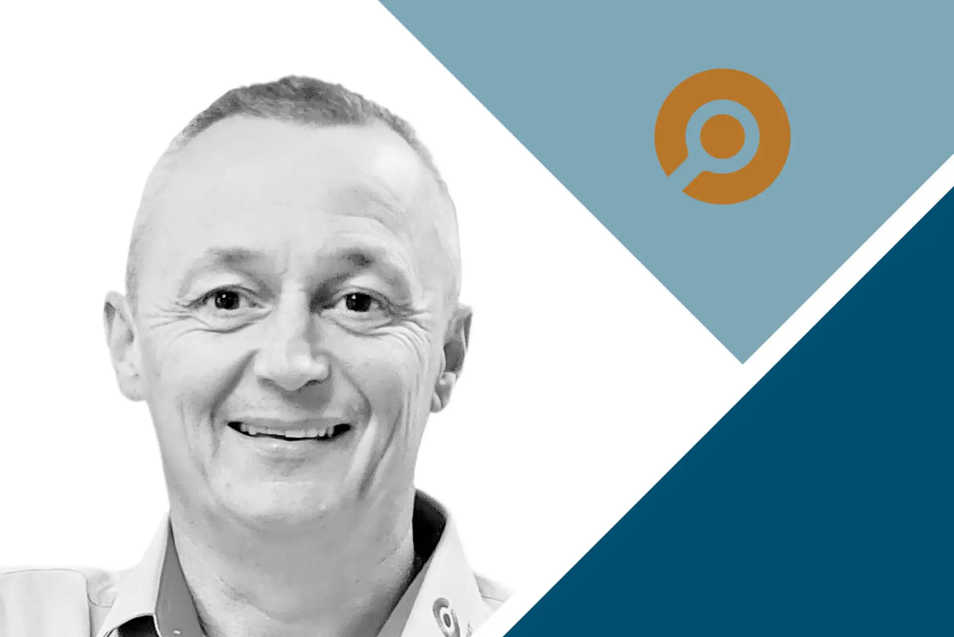 Steen our Pick & place expert is ready to help you