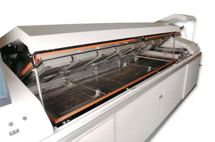 Picture of Pyramax 150N z12 open reflow oven